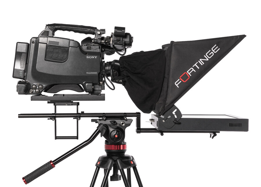 Fortinge PROS21-SDI Stüdyo Prompter - ENG kamerayla tripod üzerinde kurulum