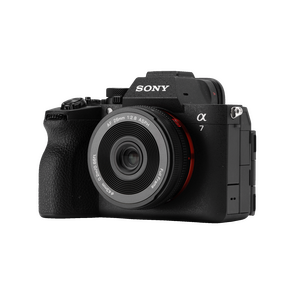 Viltrox AF 26mm f/2.8 EVO FE Lens (Sony E) - Sony tam kare gövdeye takılı hâli