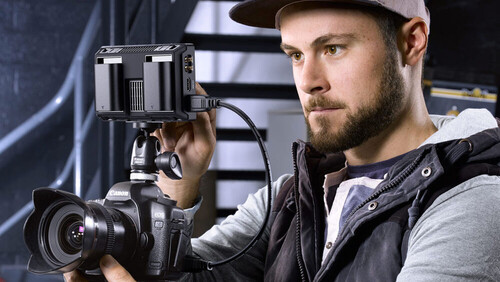 Blackmagic Design Video Assist 7 