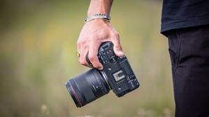 Canon EOS C50 Aynasız Sinema Kamera - Thumbnail