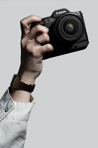 Canon EG-E2 Extension Grip (EOS R8 Mark II için)