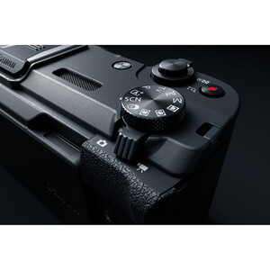 Canon PowerShot V1 Premium Vlogger Kit - Thumbnail