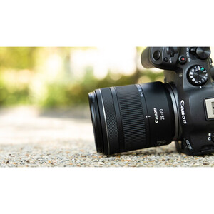 Canon RF 28-70mm f/2.8 IS STM Lens - Thumbnail