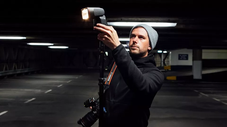 Canon Speedlite EL-1 Tepe Flaşı (2. Sürüm) - Thumbnail