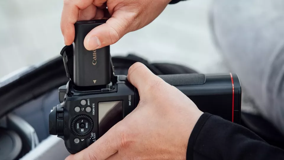Canon Speedlite EL-1 Tepe Flaşı (2. Sürüm) - Thumbnail