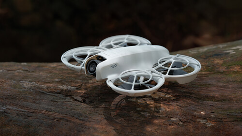 DJI Neo Motion Fly More Combo