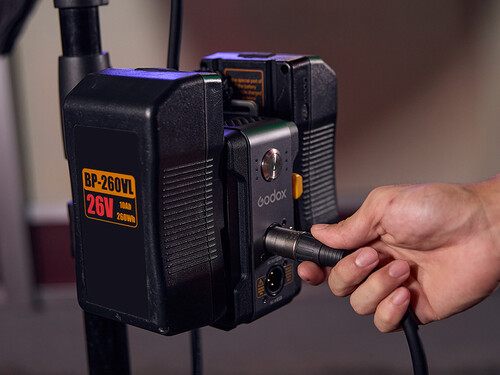 Godox SL150R RGB LED Video Işığı