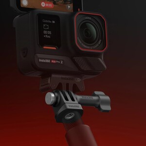 Insta360 3-Prong to 1/4
