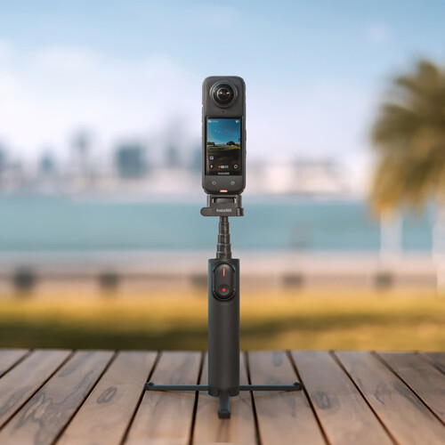 Insta360 Katlanabilir 2'si 1 Arada Selfie Çubuğu Kumanda Kiti