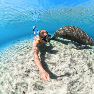 Insta360 X5 Invisible Dive Case - Thumbnail