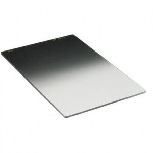 Lee Filter - LEE Filters 100 x 150mm Graduated Neutral Density (ND) 0.9 Filter - Soft