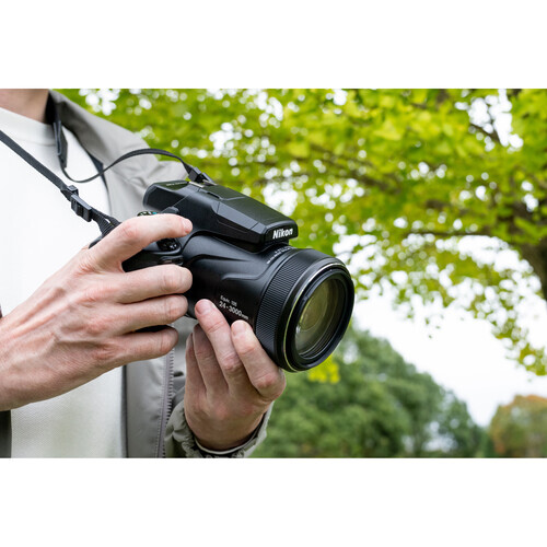 Nikon COOLPIX P1100 Dijital Kamera