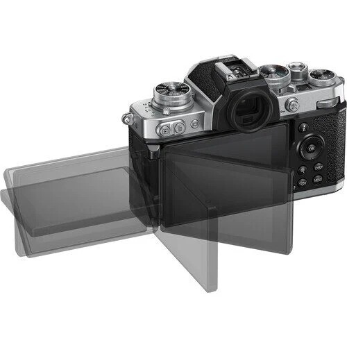 Nikon Z fc + 28mm f/2.8 SE Kit (Silver)