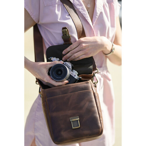 Nikon Z fc Body Aynasız Fotoğraf Makinesi (Siyah)