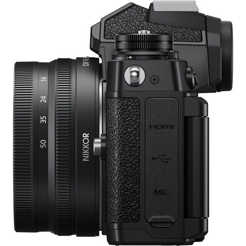 Nikon Z fc DX 16-50mm f/3.5-6.3 VR Lens Kit (Siyah)