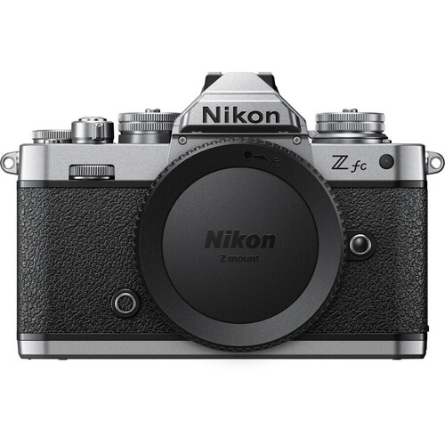 Nikon Z fc + Nikkor Z DX 18-140 VR Kit (Silver)
