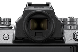 Nikon Z fc + Nikkor Z DX 18-140 VR Kit (Silver) - Thumbnail