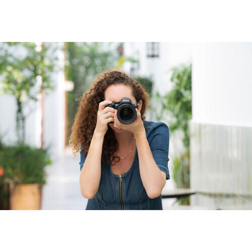 Nikon Z5 II Body Aynasız Fotoğraf Makinesi