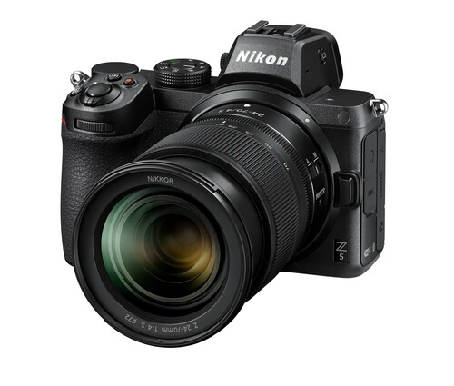 Nikon Z5 + NIKKOR Z 24-70mm F/4 Lens Kit