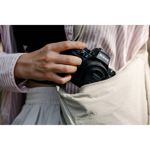 Nikon Z50 II + 18-140mm f/3.5-6.3 VR Lens Aynasız Fotoğraf Makinesi