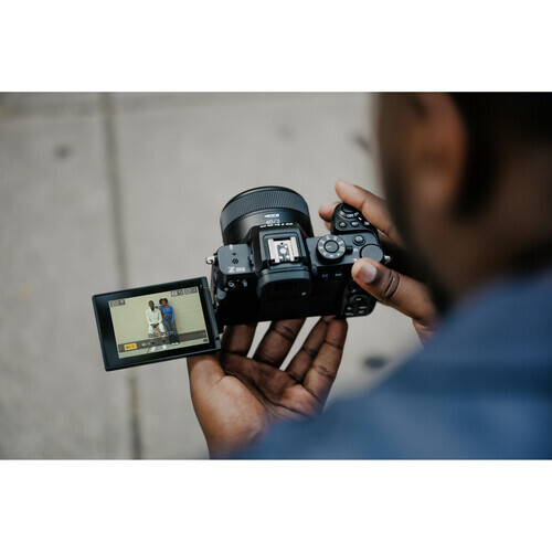 Nikon Z50 II + 18-140mm f/3.5-6.3 VR Lens Aynasız Fotoğraf Makinesi
