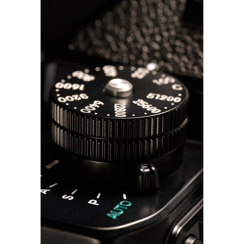 Nikon Zf + 40mm f/2 (SE) Lens Aynasız Kamera Kiti