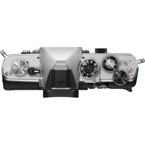OM System OM-3 Aynasız Kamera (Body /Gümüş)