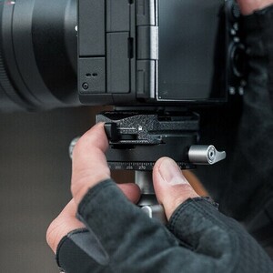 PGYTECH Arca-Type Quick Release Clamp & Plate V2 - Thumbnail