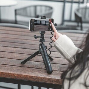 PGYTECH CapLock MantisPod Power (Insta360 Edition) | Tripod & El Grip & Güç Kaynağı - Thumbnail