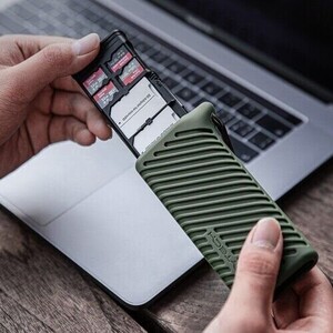 PGYTECH CreateMate High-speed Card Reader (Moss Green) - Thumbnail