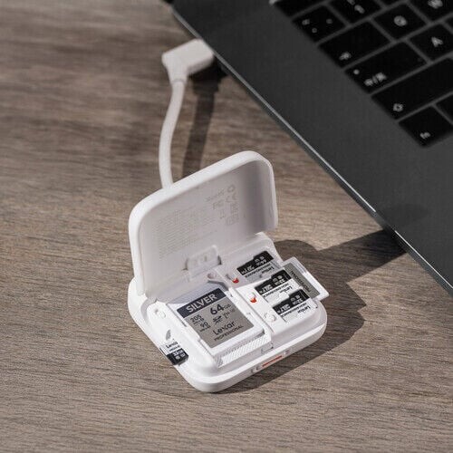 PGYTECH CreateMate High-Speed Mini Kart Okuyucu Case (Ivory White)