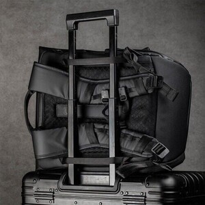 PGYTECH OneGo Air Backpack 20L (Obsidian Black） - Thumbnail