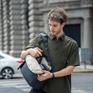 PGYTECH OneGo Air Backpack 20L (Obsidian Black） - Thumbnail