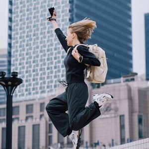 PGYTECH OneGo Lite Backpack 16L (Matte Black) | Kompakt Kamera & Laptop Sırt Çantası - Thumbnail