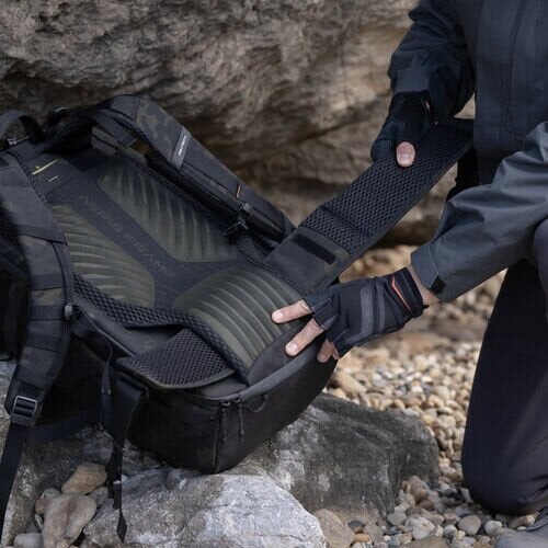 PGYTECH OneMo Tactical Camera/Drone Backpack (Dark Night Camo, 35 L) – Çok Amaçlı Kamera & Drone Sırt Çantası