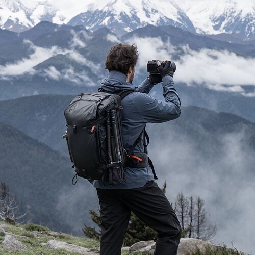 PGYTECH OnePro Focux Backpack 35 (Space Black)