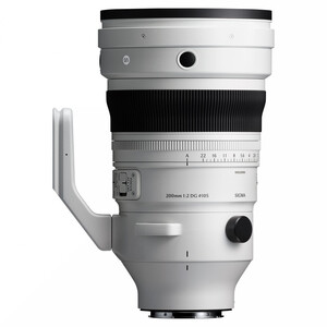 Sigma 200mm f/2 DG OS Sports Lens (L-Mount) - Thumbnail
