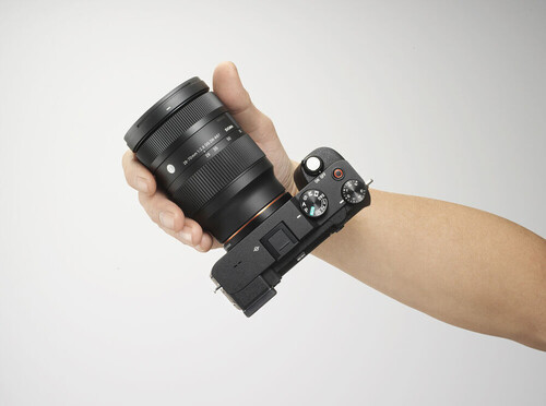 Sigma 28-70mm f/2.8 DG DN Contemporary Lens (L Mount)