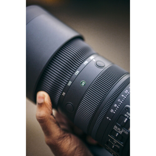 Sigma 70-200mm f/2.8 DG DN OS Spor Lens (L Mount)