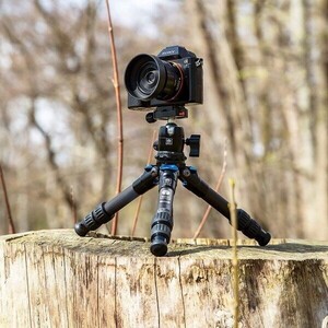 Sirui AM-223 B-00K Profesyonel Kompakt Karbon Tripod Kiti - Thumbnail