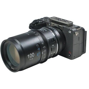 Sirui Astra Series AF 100mm T1.8 1.33x Full Frame Blue Flares Anamorphic Nikon Z Mount Lens - Thumbnail
