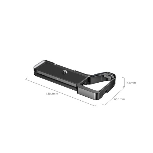 SmallRig 6033 Sony Alpha 7 V / 7R V / 7 IV için AirTag Yuvalı Taban Plakası