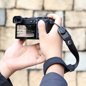 SmallRig PSW2398 Kamera Bilek Kayışı - Thumbnail