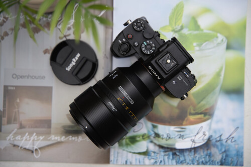 SongRaw AF 50mm F1.2 FE Moonlit Lens (Sony E)