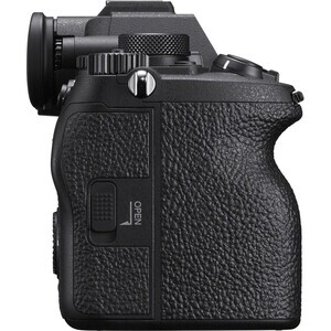 Sony A7 IV Body + Sigma 24-70mm F2.8 DG DN II Art Lens (Sony E) - Thumbnail
