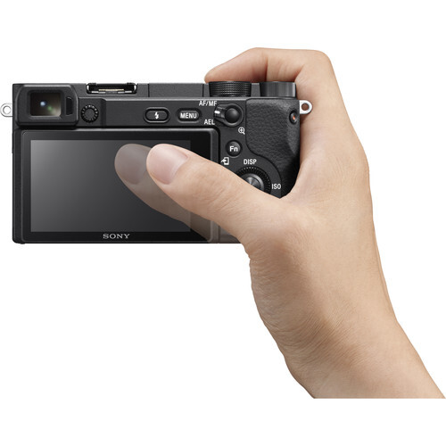 Sony Alpha A6400 18-135mm Kit Aynasız Fotoğraf Makinesi