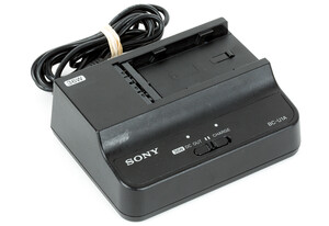 Sony BC-U1A Batarya Şarj Cihazı ve AC Adaptörü (BP-U Serisi) - Thumbnail