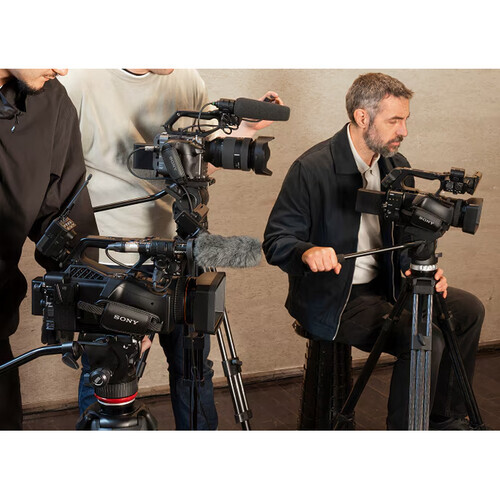 Sony PXW-Z300 3-CMOS XDCAM Profesyonel Video Kamera