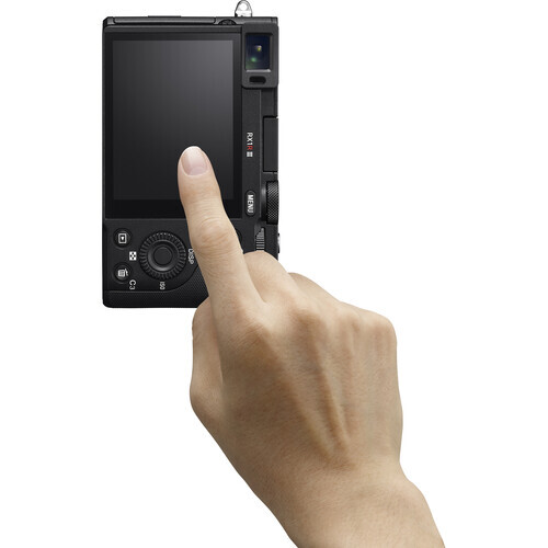Sony RX1R III Kompakt Full Frame Fotoğraf Makinesi