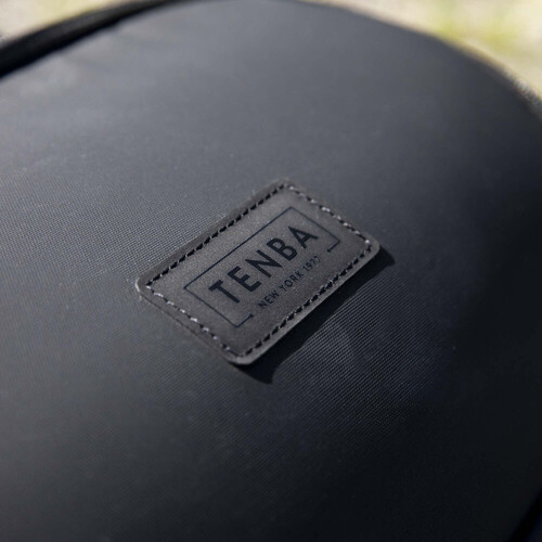 Tenba Axis V2 Multicam Siyah Sırt Çantası 16L